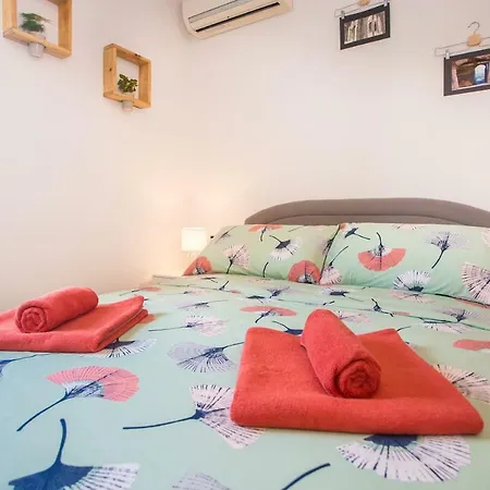 Caprice Studio Apartment *